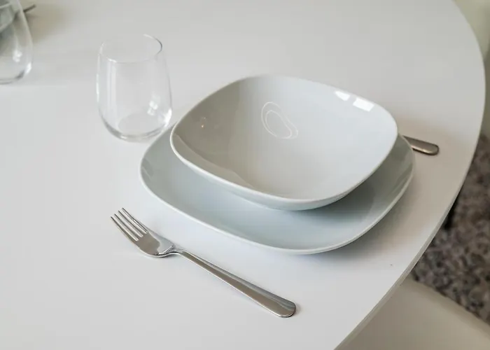 Appartement Centre - Spacious - Ac - Wi-fi - Metro